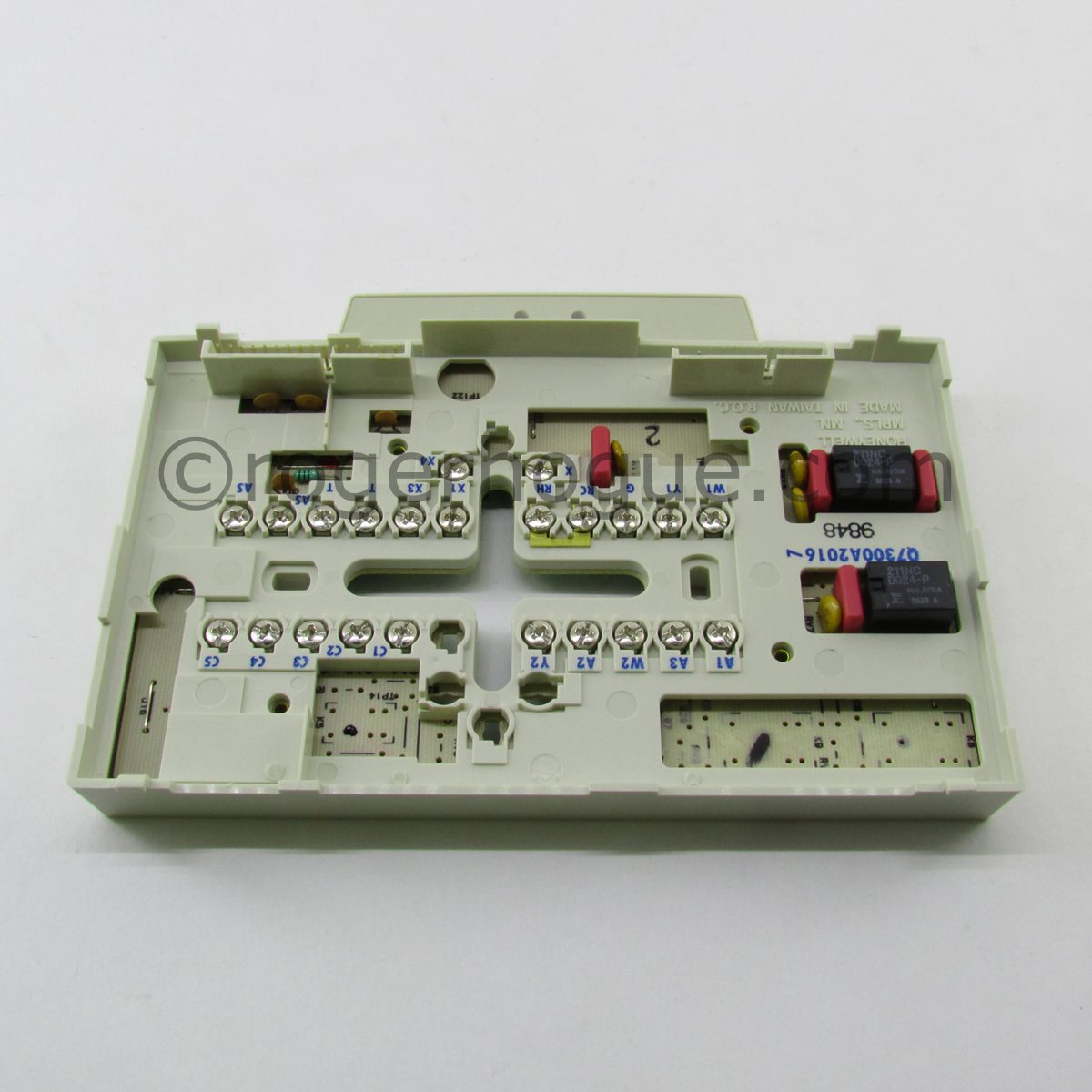 BASE T7300 2H/2C
